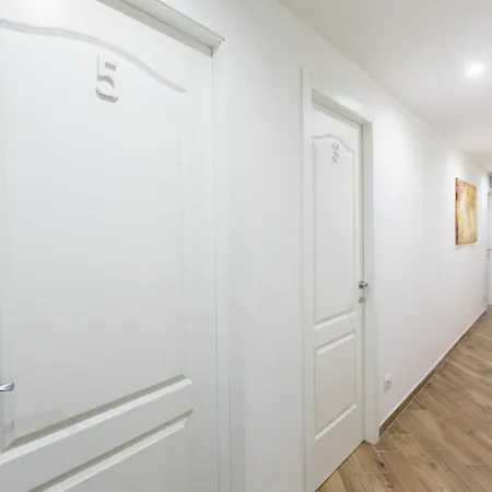 招待所 Sweet Night