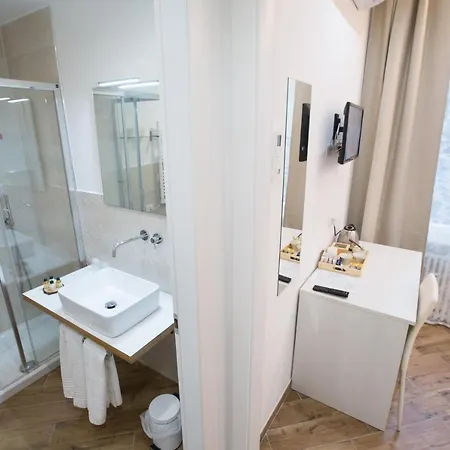 Guest house Sweet Night 4*