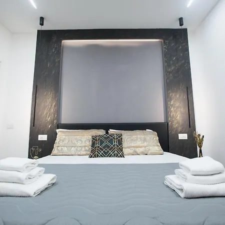 Guest house Sweet Night