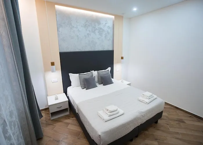 Sweet Night בית הארחה 4*