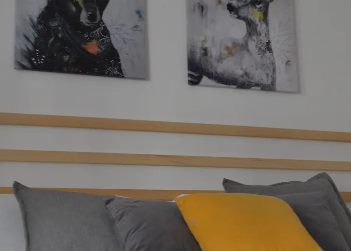 Sweet Night בית הארחה 4*